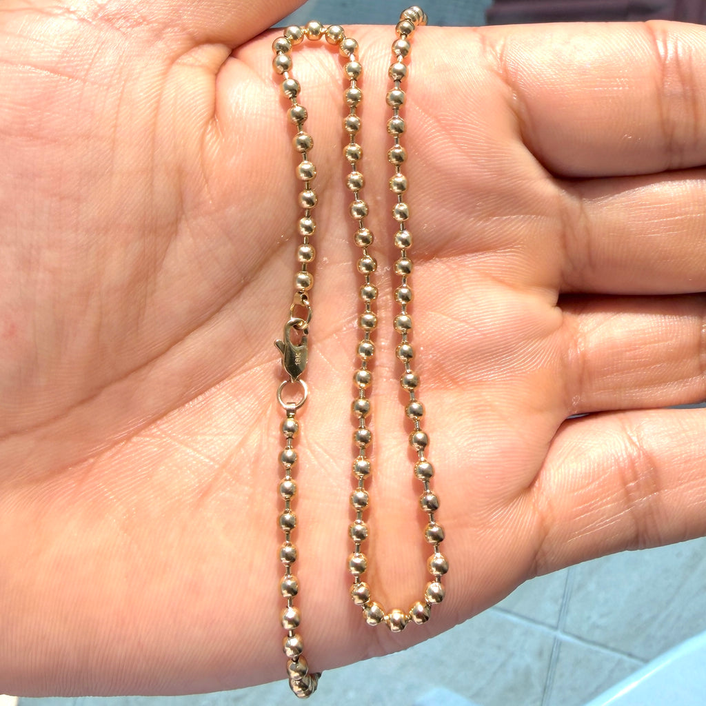 Cadena Militar Mujer