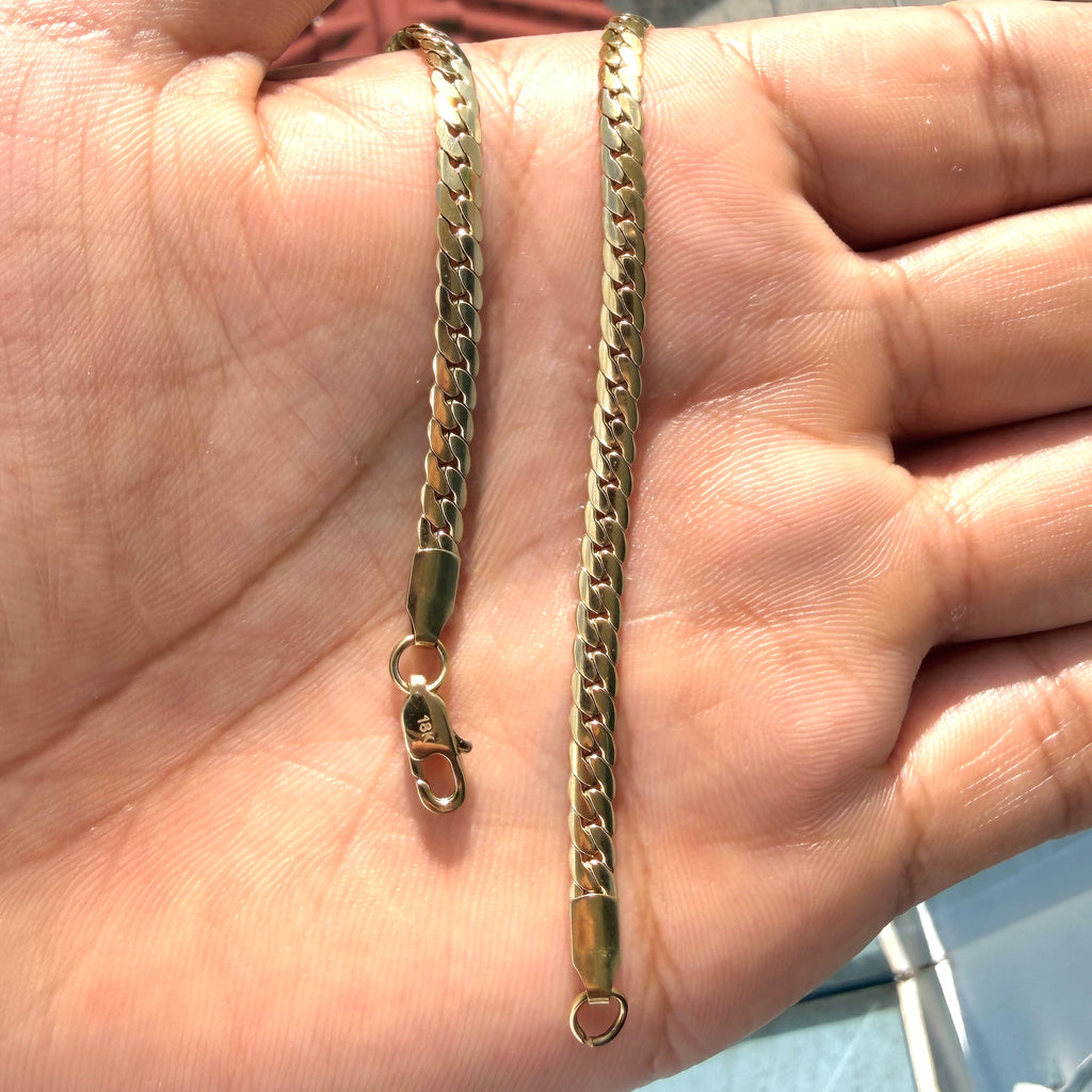 Pulzo Serpiente Hombre